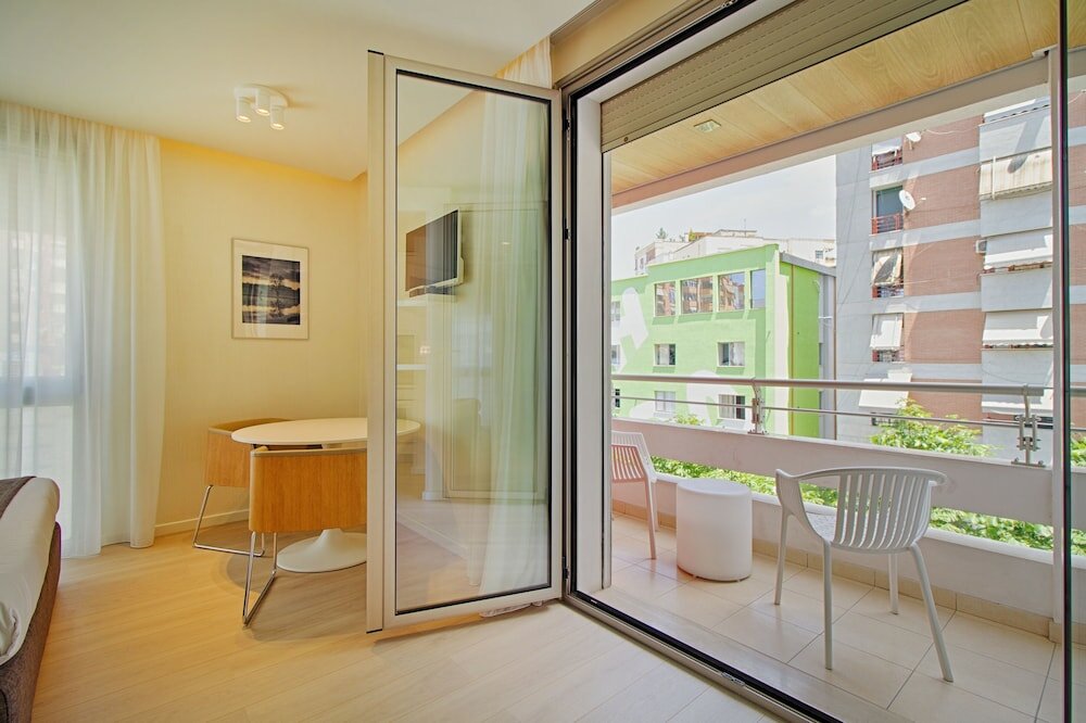 Фото The Rooms Apartments Tirana