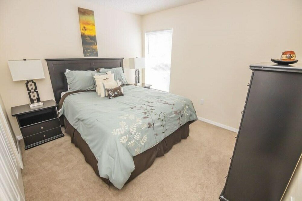 Фото Peter's Creekside Vacation Home