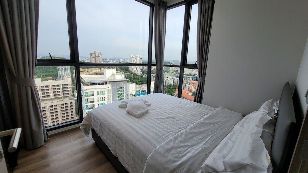 Фото Sea view 253 The Base Central Pattaya