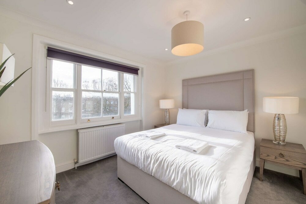 Фото Somerset Court Apartments