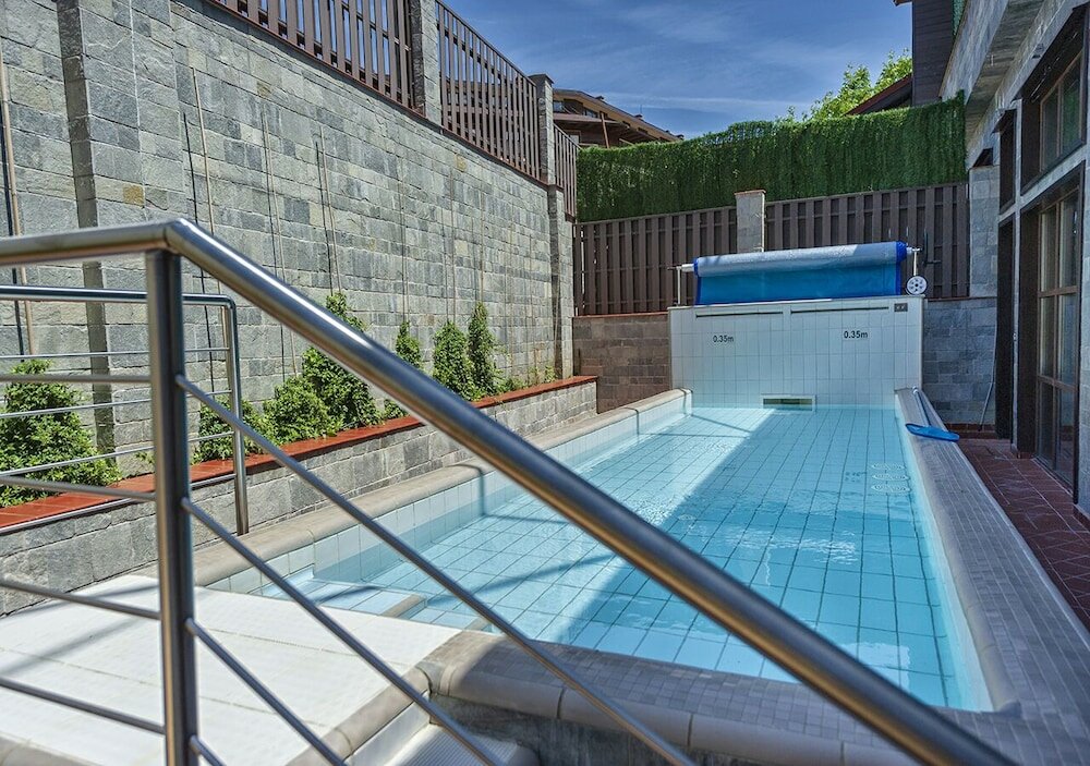 Фото 7 Pools SPA & Apartments