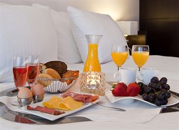 Фото Van Der Valk Hotel Haarlem