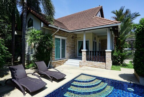 Гостиница Green Residence Pool Villa в Паттайе