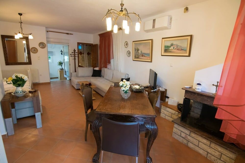 Фото Maria Nefeli Sea View