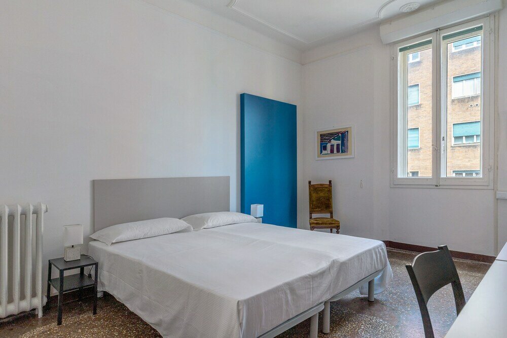 Фото Irnerio Apartments Yellow Cat