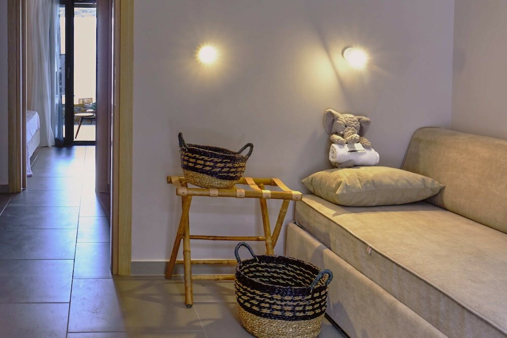 Фото Amal Kythnos Suites
