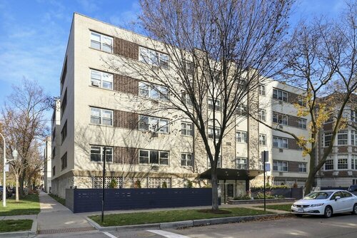 Гостиница Fully Furnished Studio Apt in Lakeview в Чикаго
