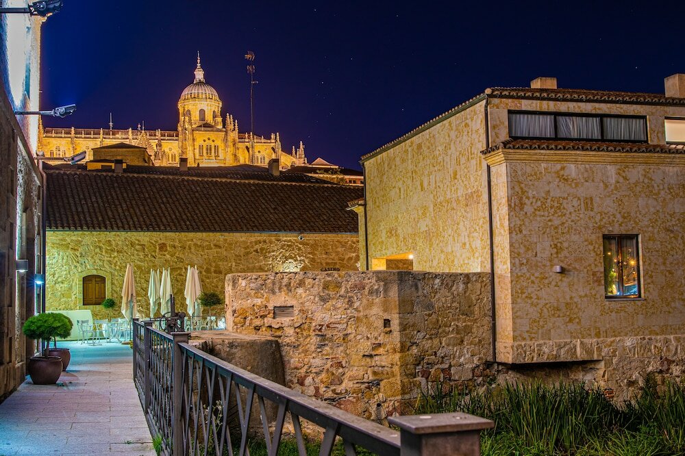 Фото Hospedium Hotel Casino del Tormes