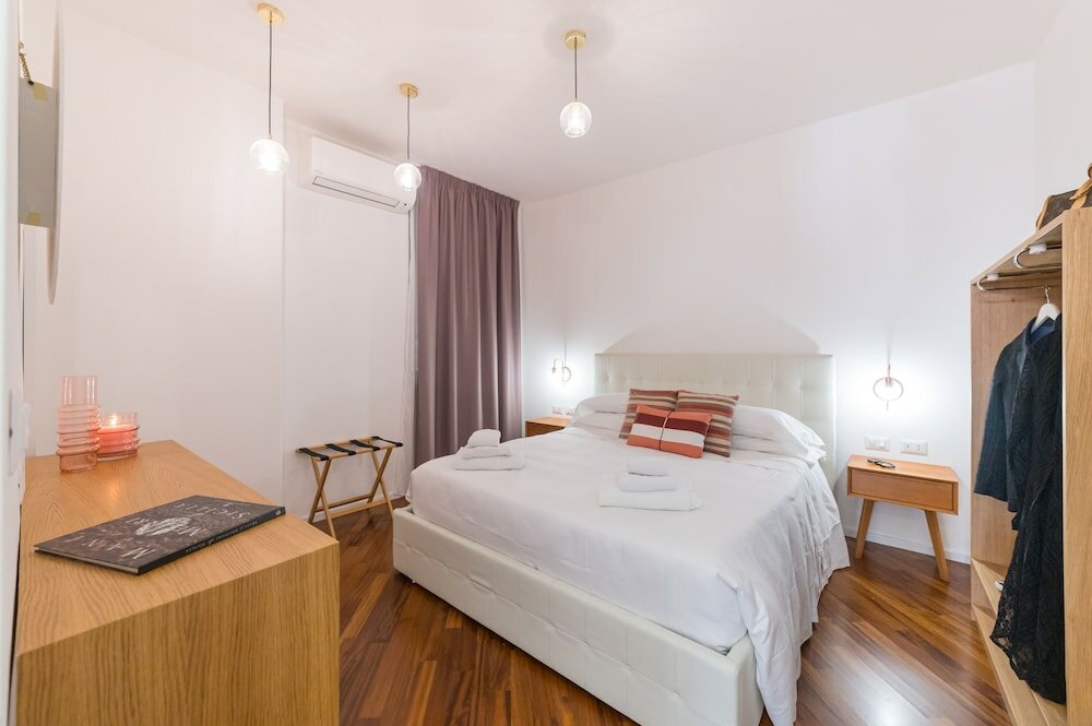 Фото Castalia Apartments & Rooms