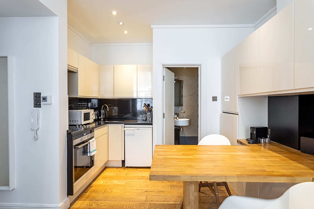 Фото Marylebone Studio Flat