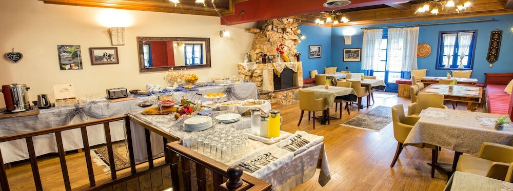 Фото Hotel Arktouros