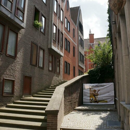 Гостиница Charming Suites Jan Zonder Vrees в Провинции Антверпен