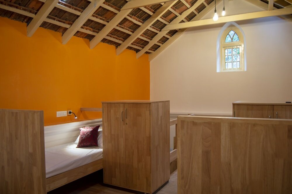 Фото Roambay Hostels