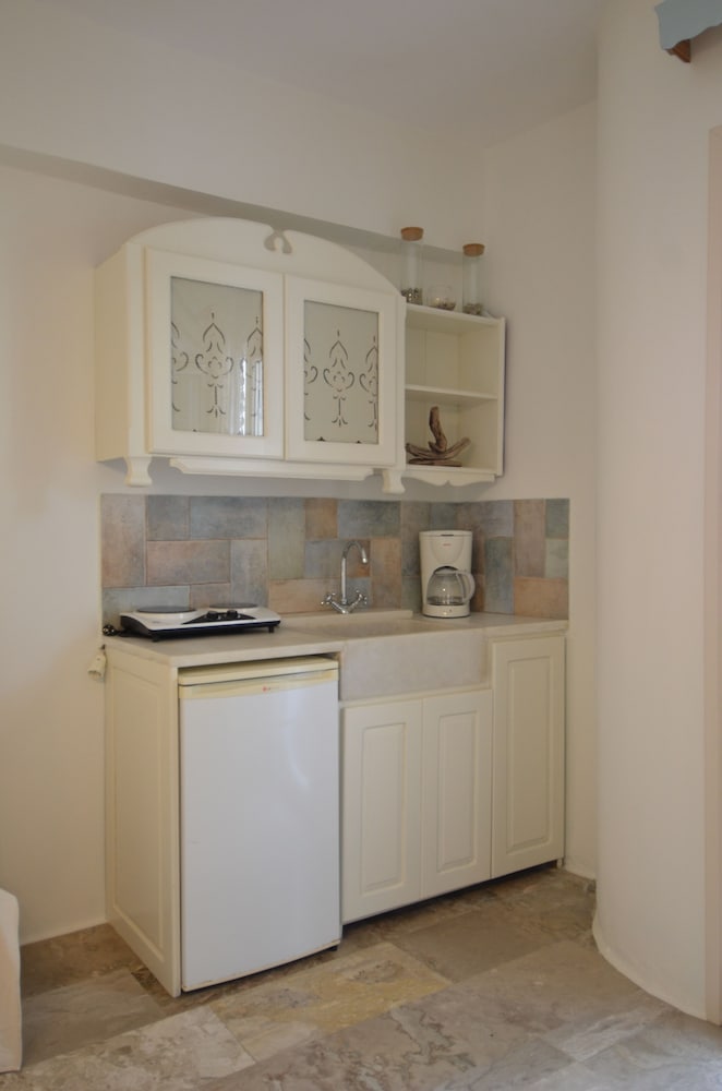 Фото Nufaro Traditional Studios