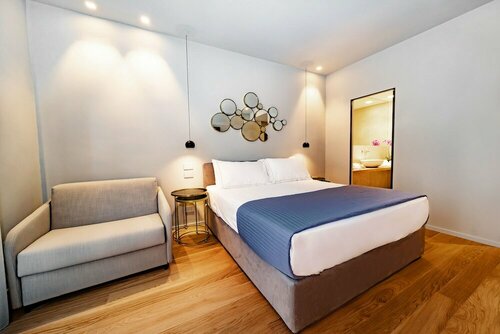 Гостиница Elite Accommodations & Hydromassage Pool в Реджо-ди-Калабрия