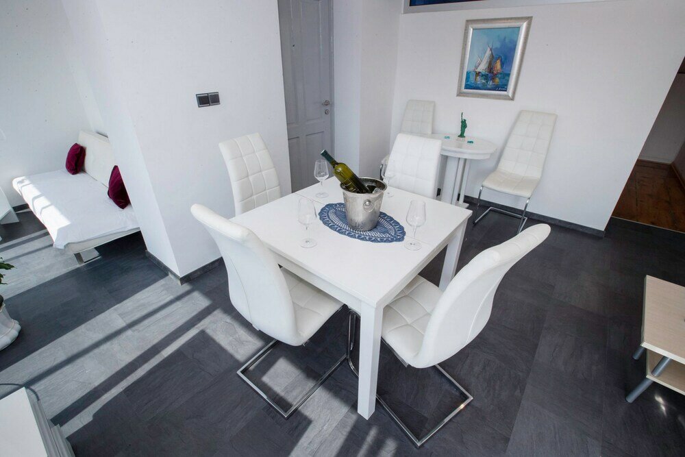 Фото Apartment Four tower