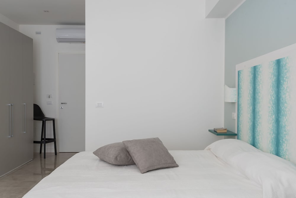 Фото Wonderful Italy Suites