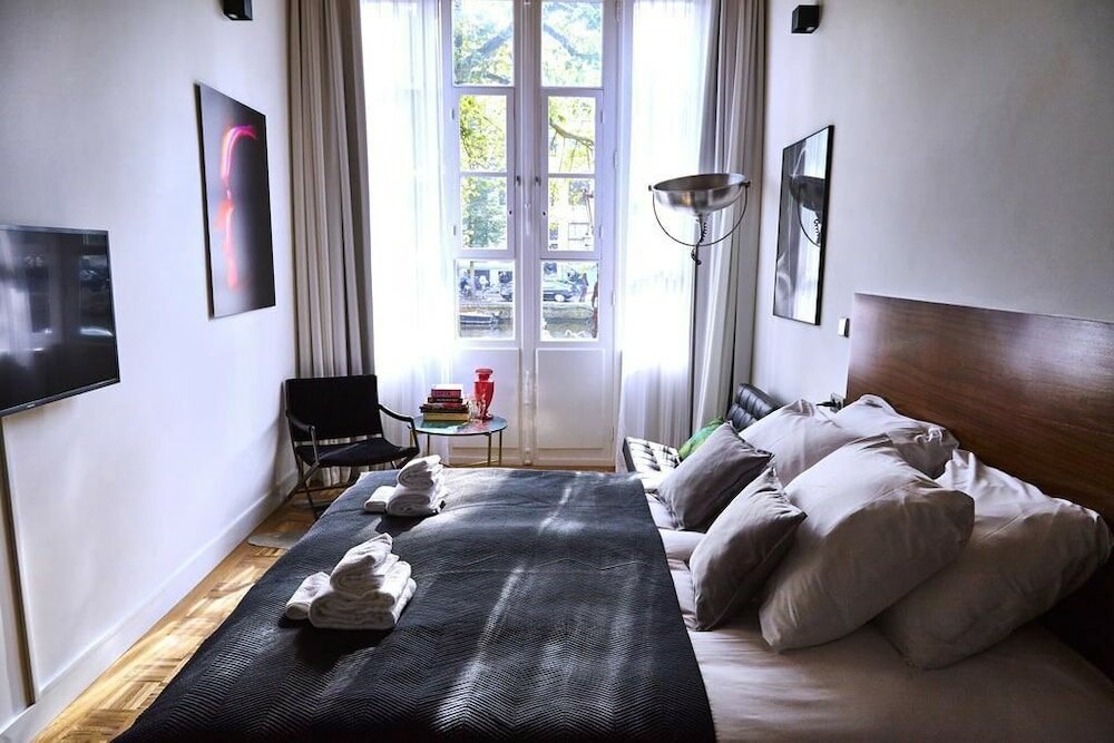 Фото Downtown Room In Canal District