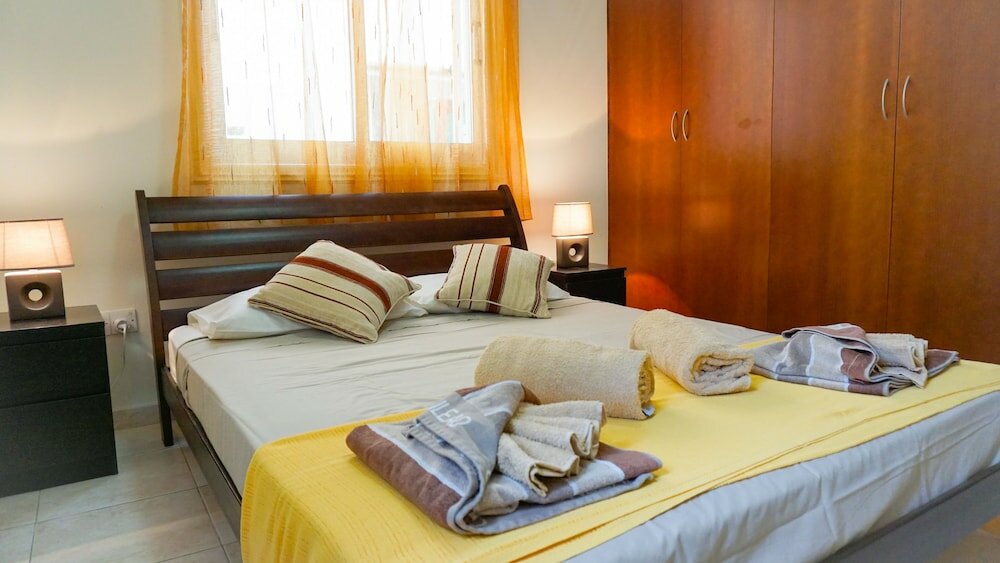 Фото Beachfront Azura Sunrise