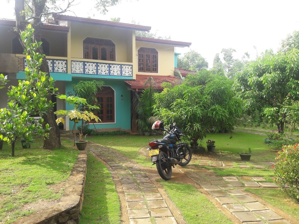 Фото Iduwaraguest