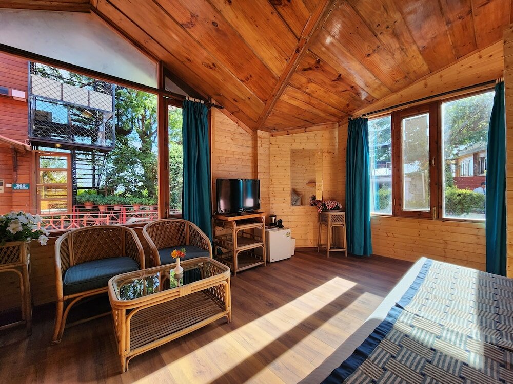 Фото The Chalets Naldehra