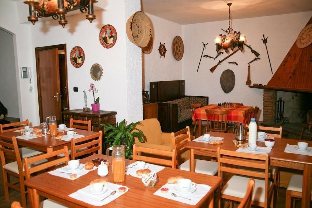 Фото Villa Marogna Rooms and Breakfast