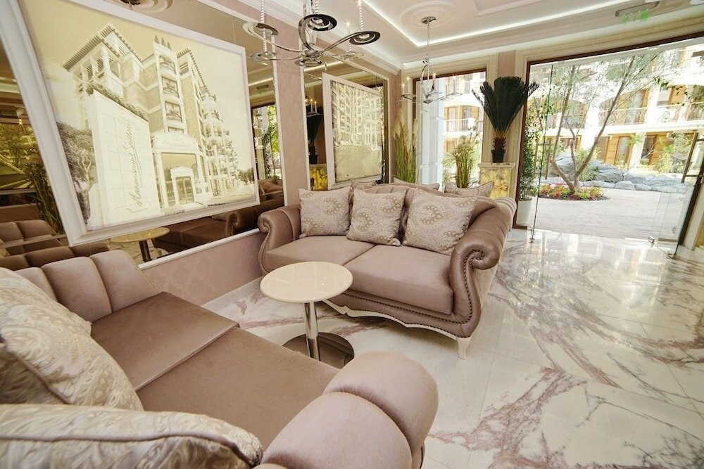 Фото Harmony Suites