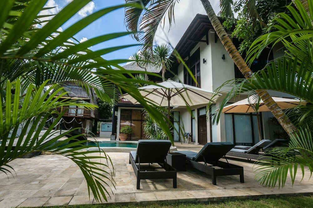 Фото Wave House surf camp