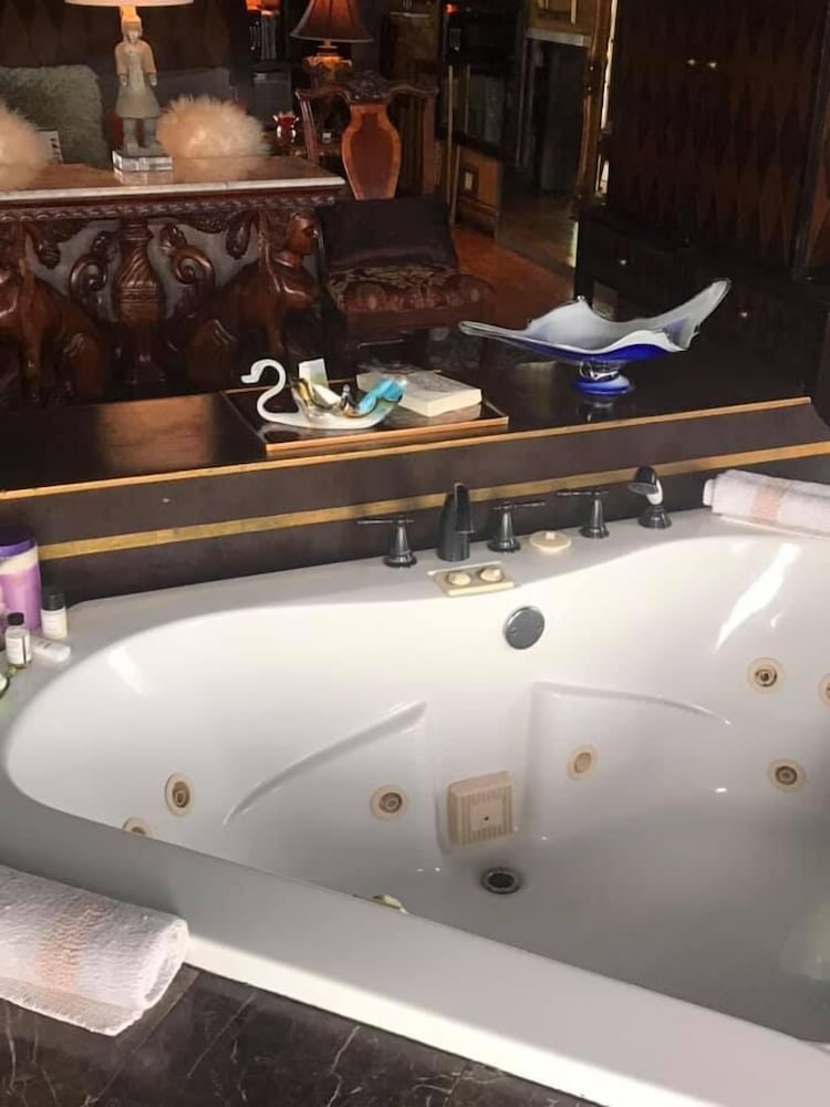 Фото Come Friday Cottages on the Bay