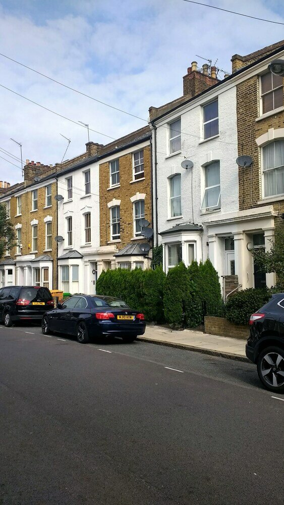 Фото Highbury House Apartment