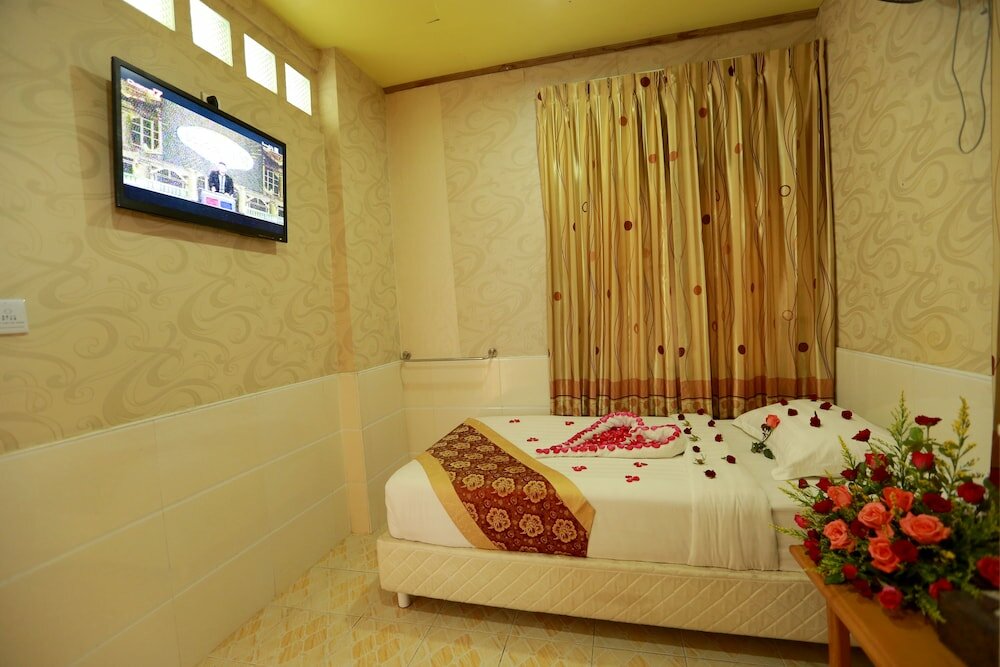 Фото Hotel Shwe Pyi Tan