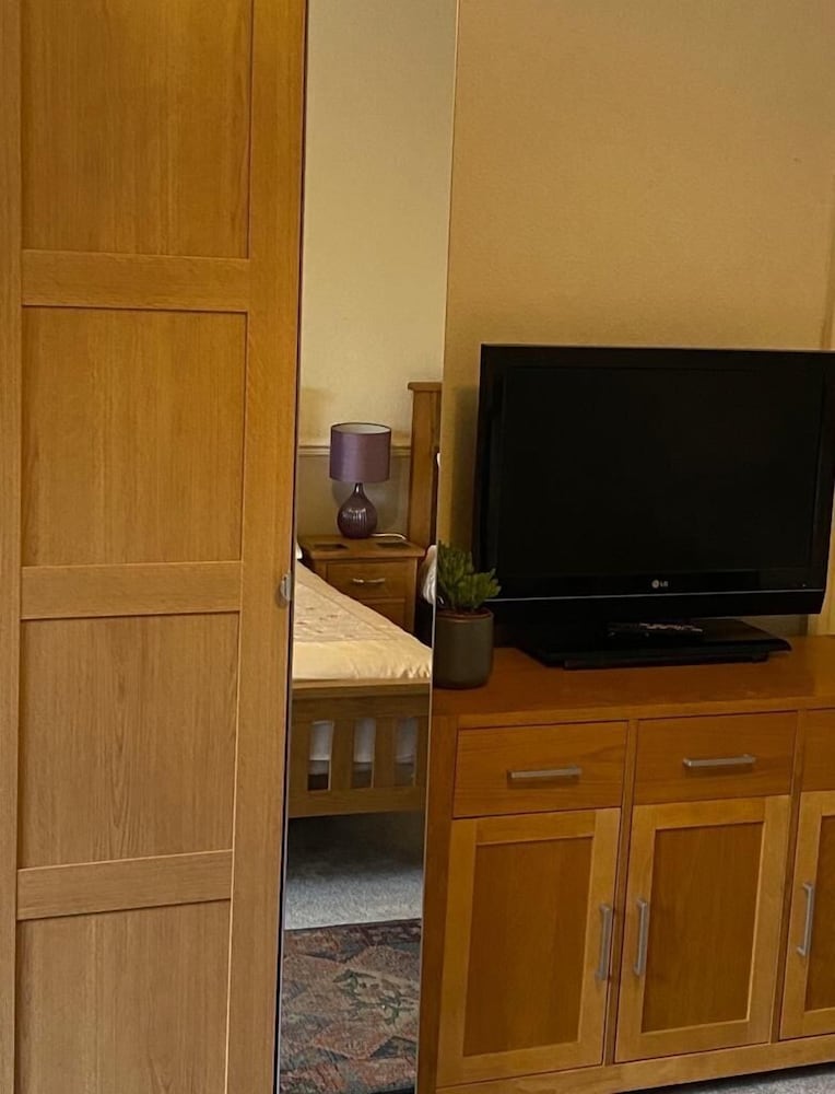 Фото Sutton Guest House