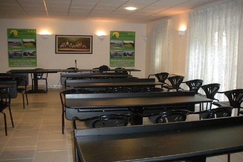 Фото Hotel La Fattoria