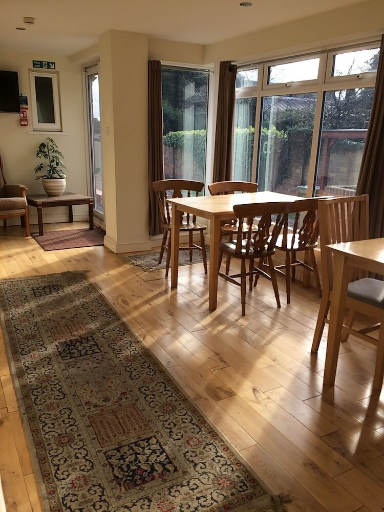 Фото Sutton Guest House