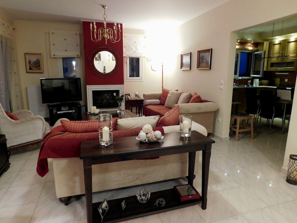 Фото Helen's Villa