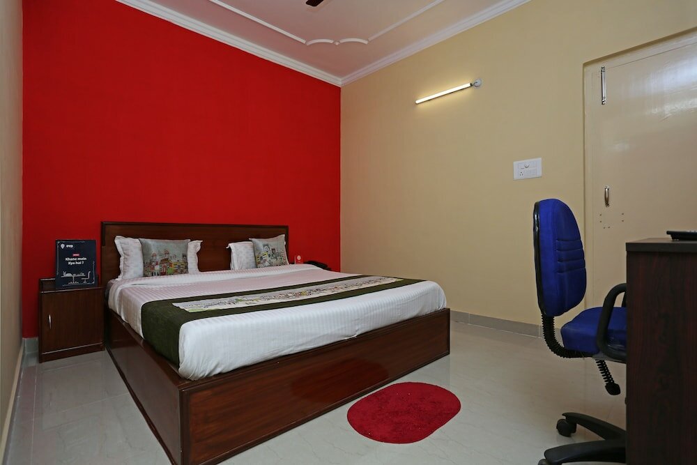 Фото Oyo 10456 A R Residency