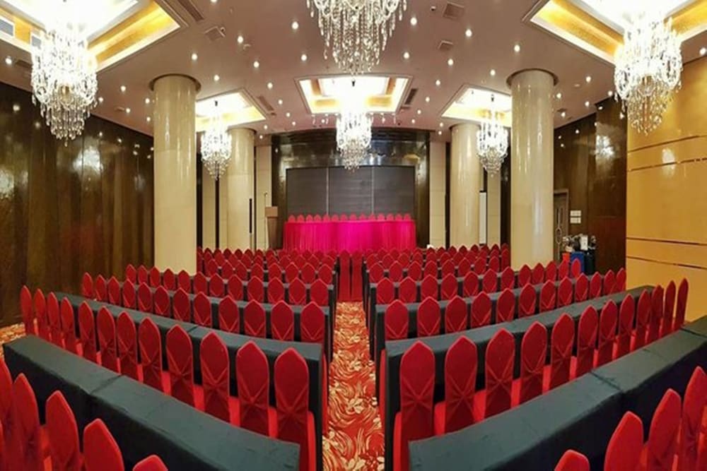 Фото Swiss-Belhotel Blulane