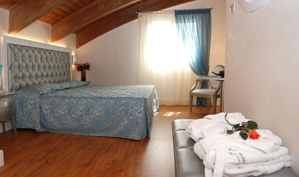 Фото Hotel Il Gabbiano