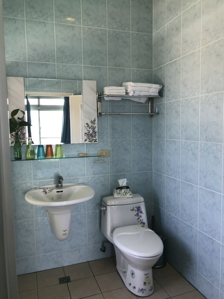 Фото Hjs Guest House