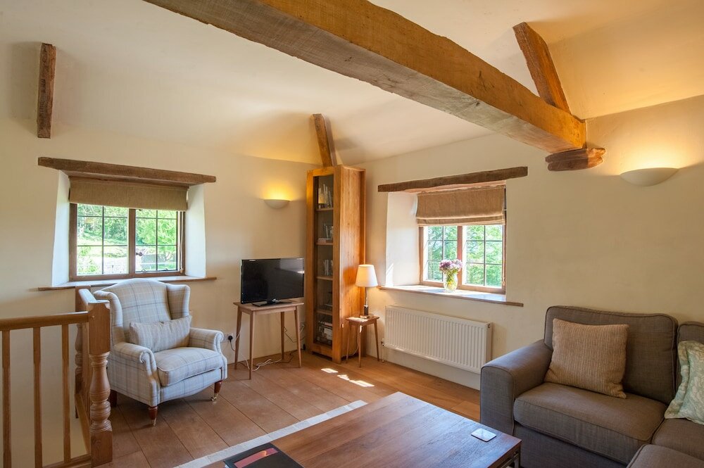 Фото Tilbury Cottage