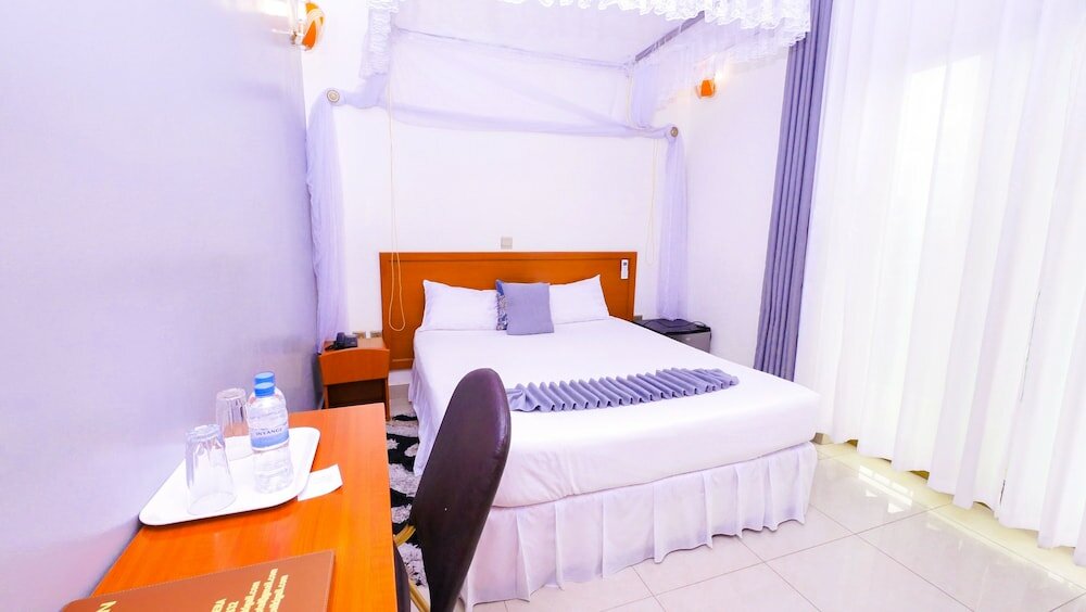 Фото Lebanon Hotel