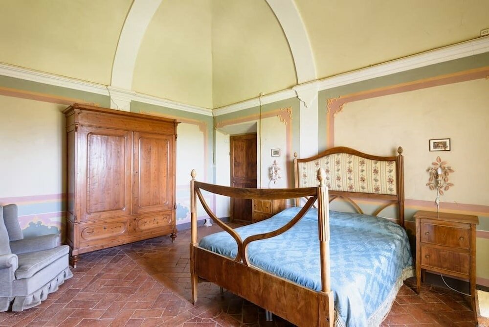 Фото Castello Montelifrè