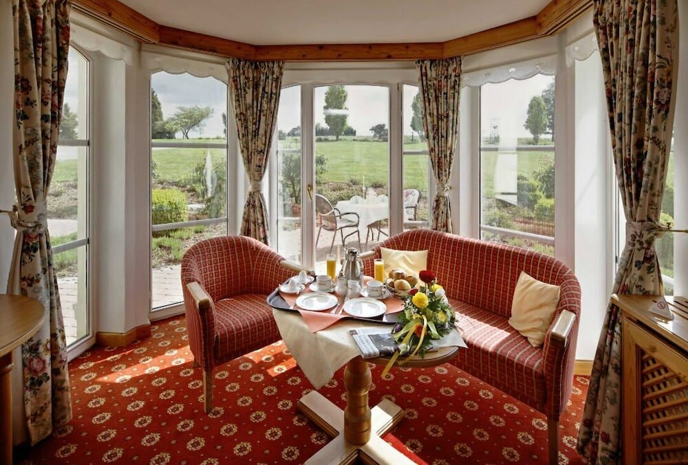 Фото Schloss Hotel Holzrichter