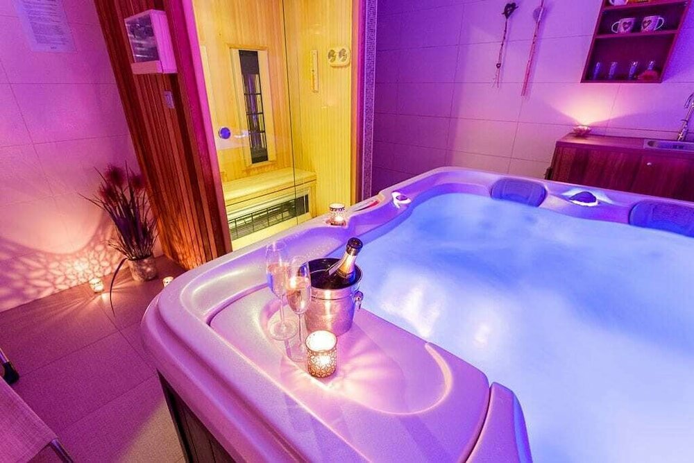 Фото Villa Aina Boutique Hotel