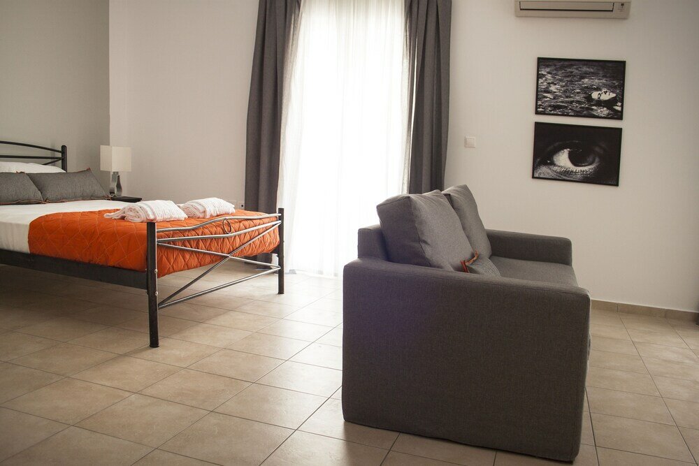 Фото Krinis Apartments