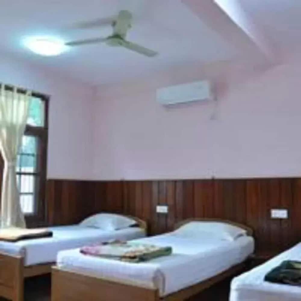 Фото Shwe Na Di Guest House