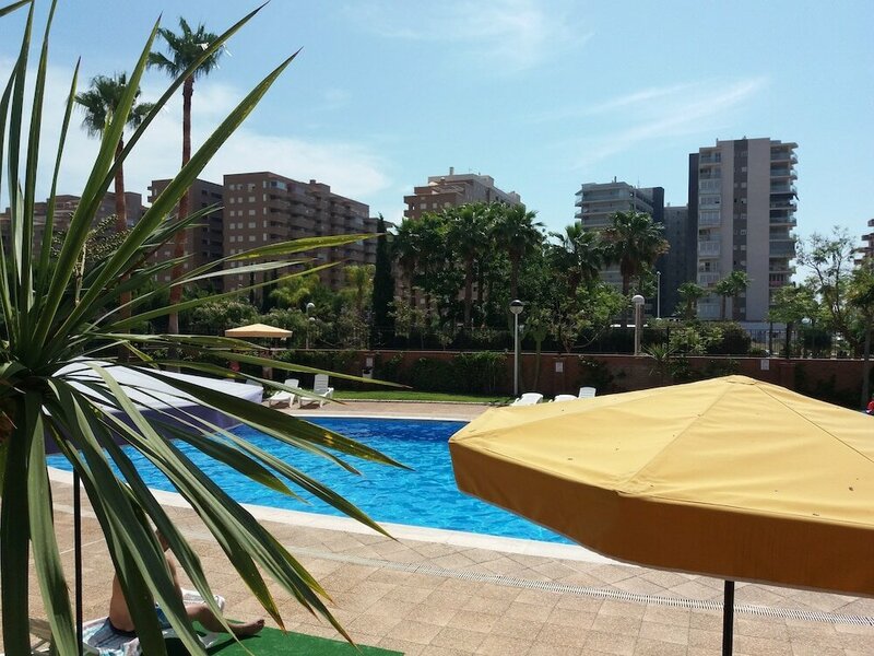 Гостиница Let 4 U Playa Coral II