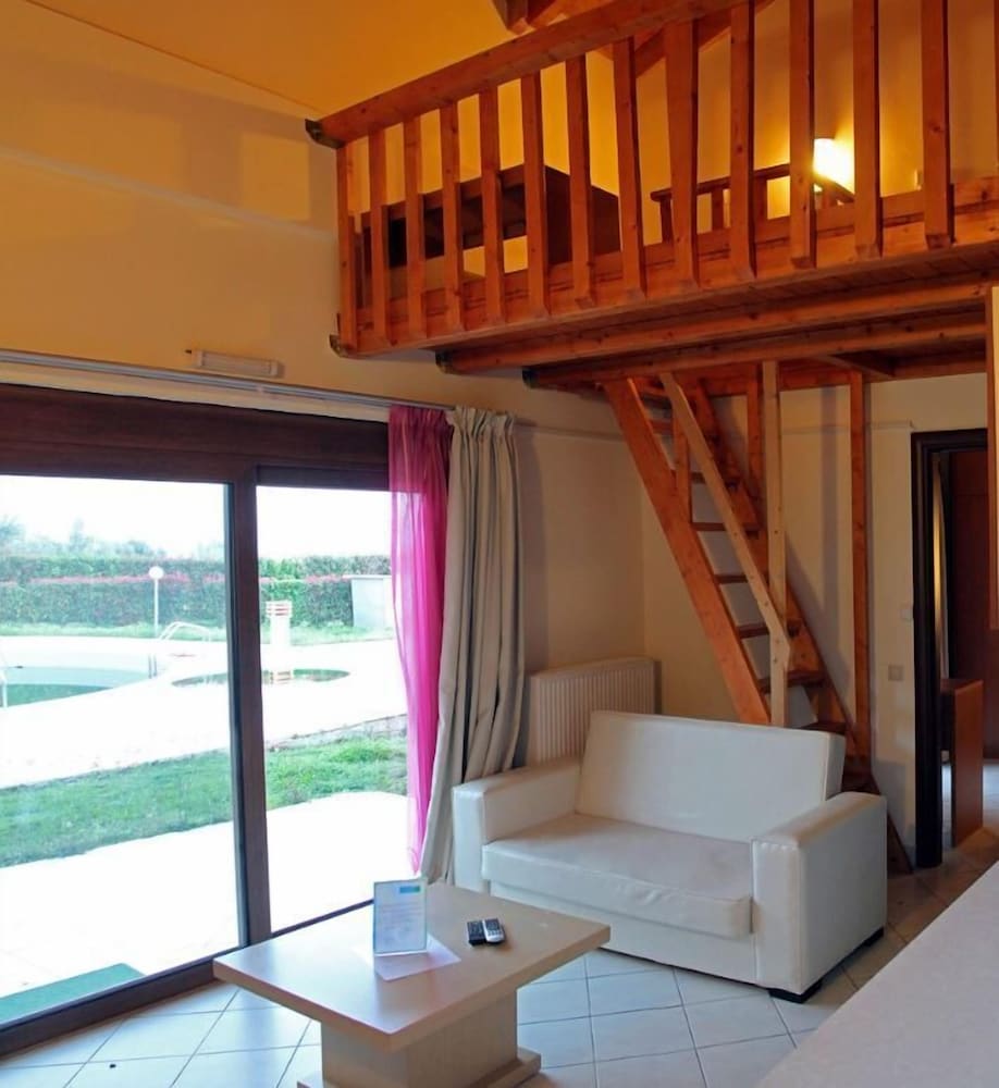 Фото Green & Blue Hotel