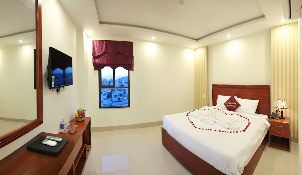 Фото Lavender Danang Hotel