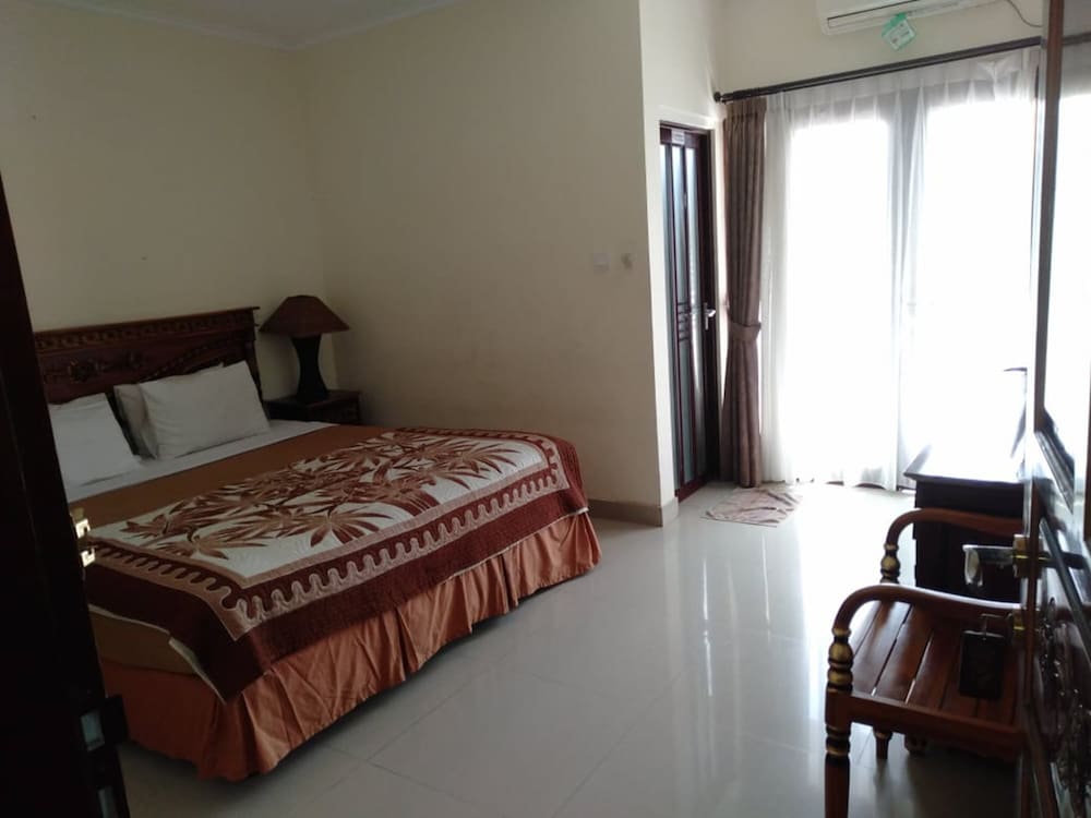 Фото Hotel Puri Mimi